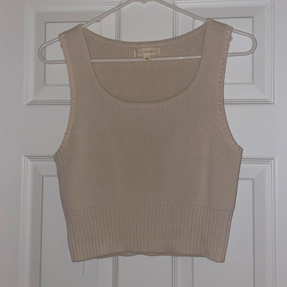 NEW WITHOUT TAGS Pacific Sun off white sweater vest!